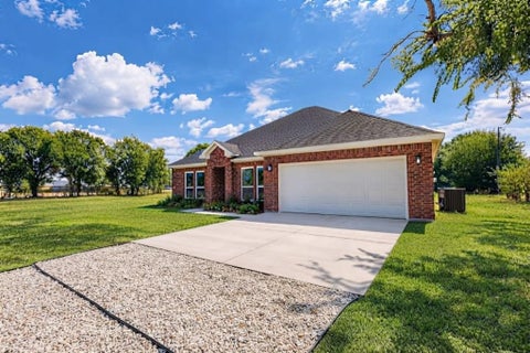 Photo of 1659 County Road 613, Farmersville, TX 75442 (MLS # 21406593)