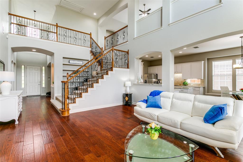 869 Winchester Drive