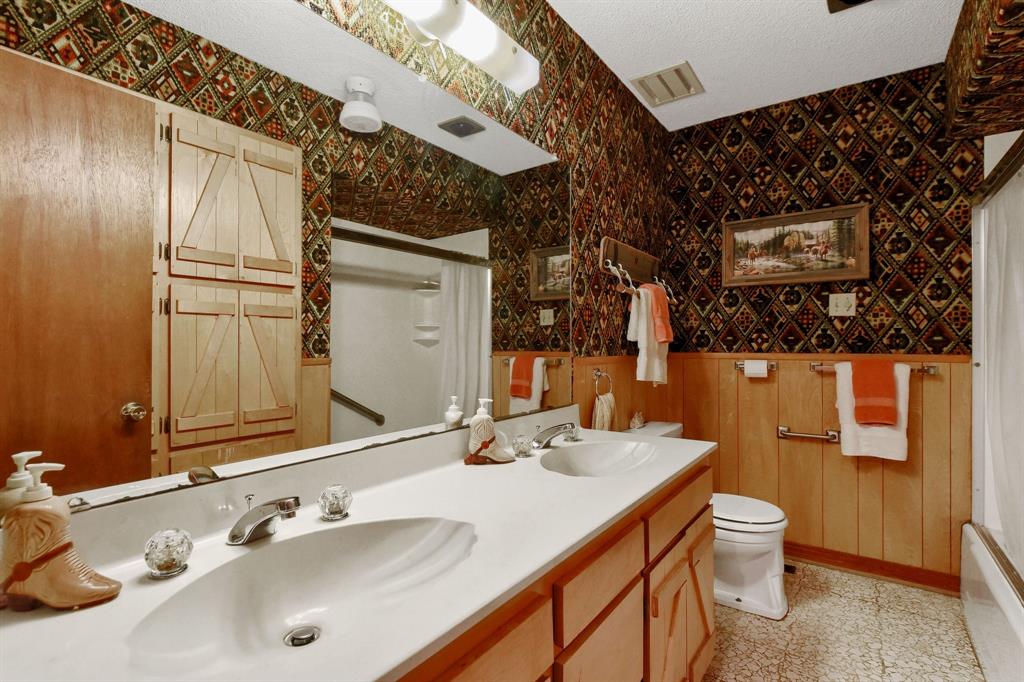 CARUTHERS - Residential