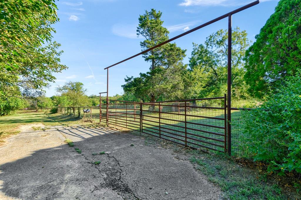 CARUTHERS - Residential