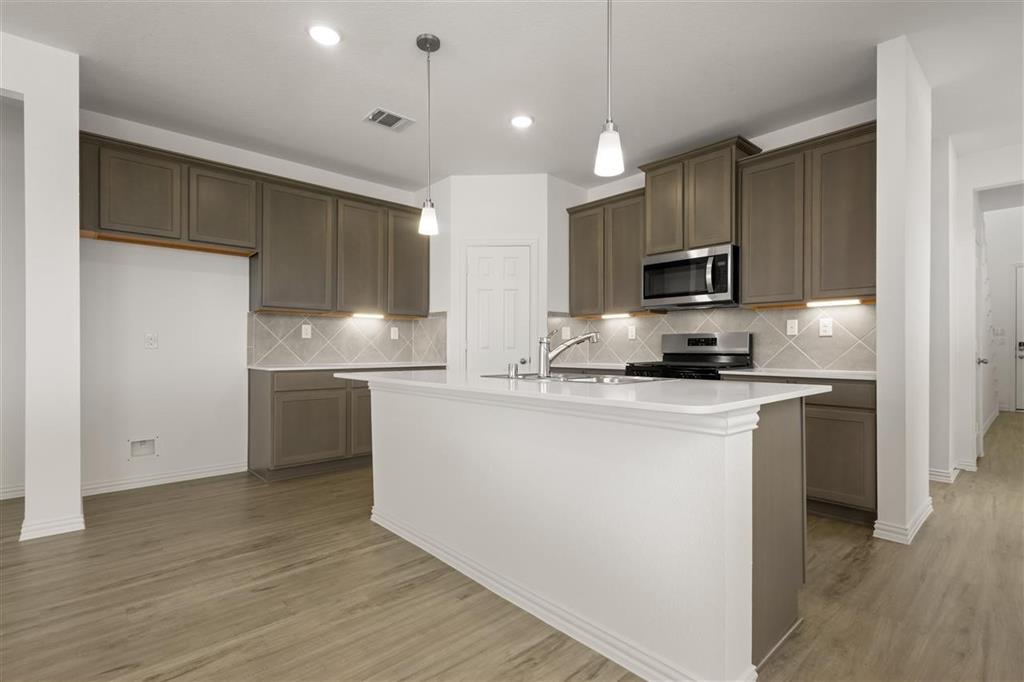 469 Silent Pond