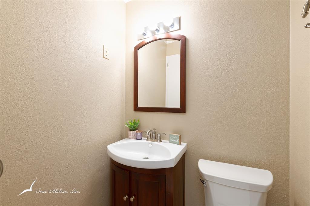 Abilene, Texas 79603, United States, 3 Bedrooms Bedrooms, ,2 BathroomsBathrooms,Residential,Active,225111