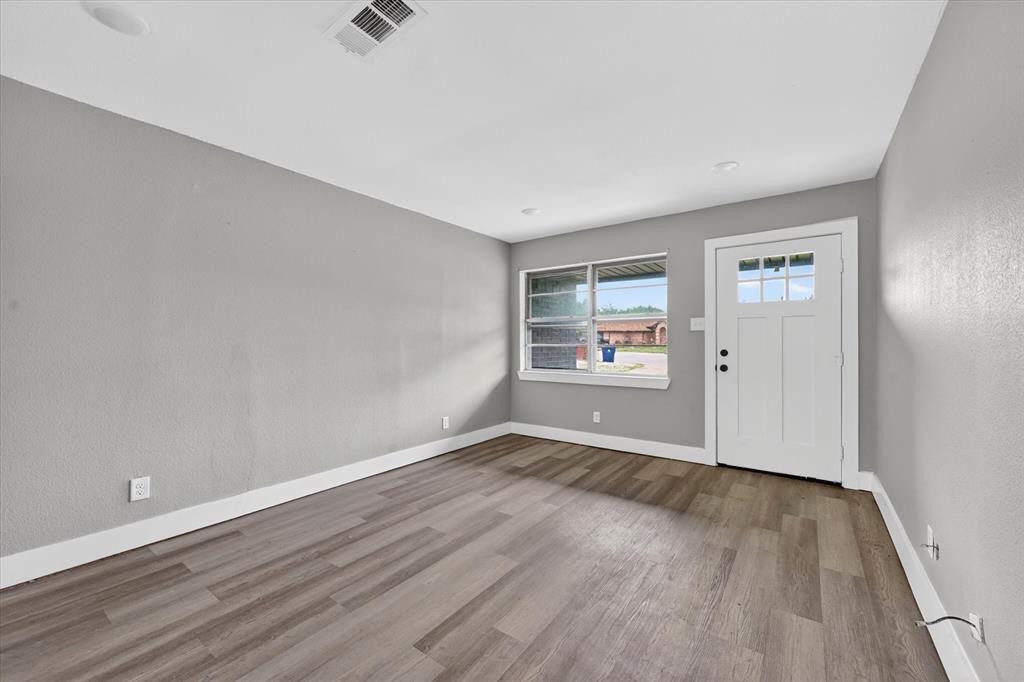 Photo of 1220 Mckinney Street, Van Alstyne, TX 75495 (MLS # 21251646)