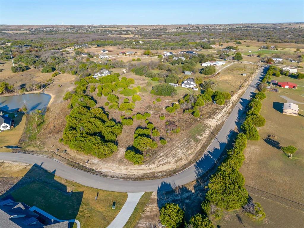 2000 Meadowlark Court