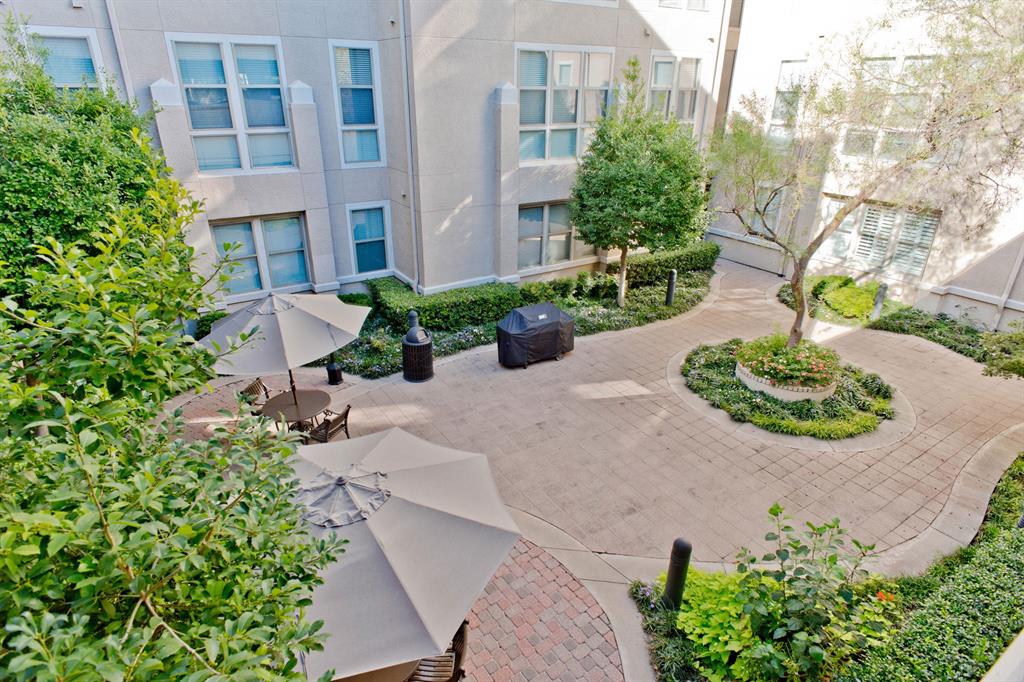 Texas & Pacific Lofts Condo - Residential