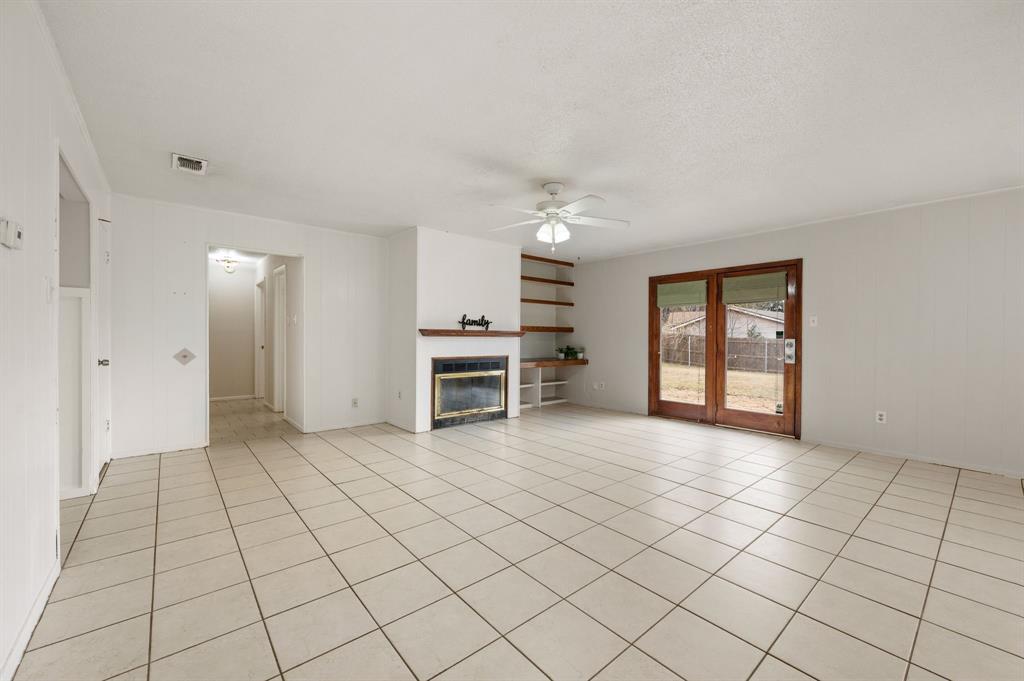 Bell Manor - Residential