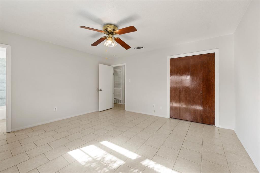 Bell Manor - Residential