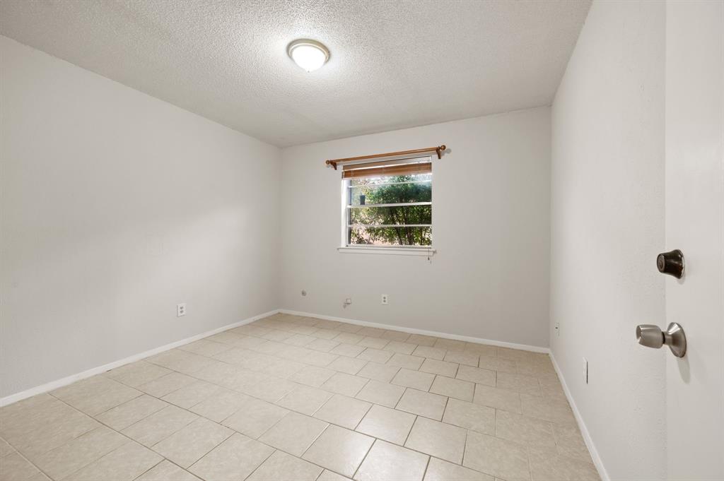 Bell Manor - Residential