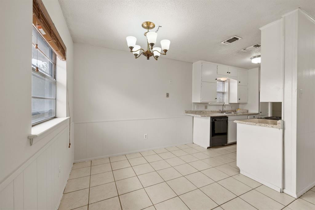 Bell Manor - Residential