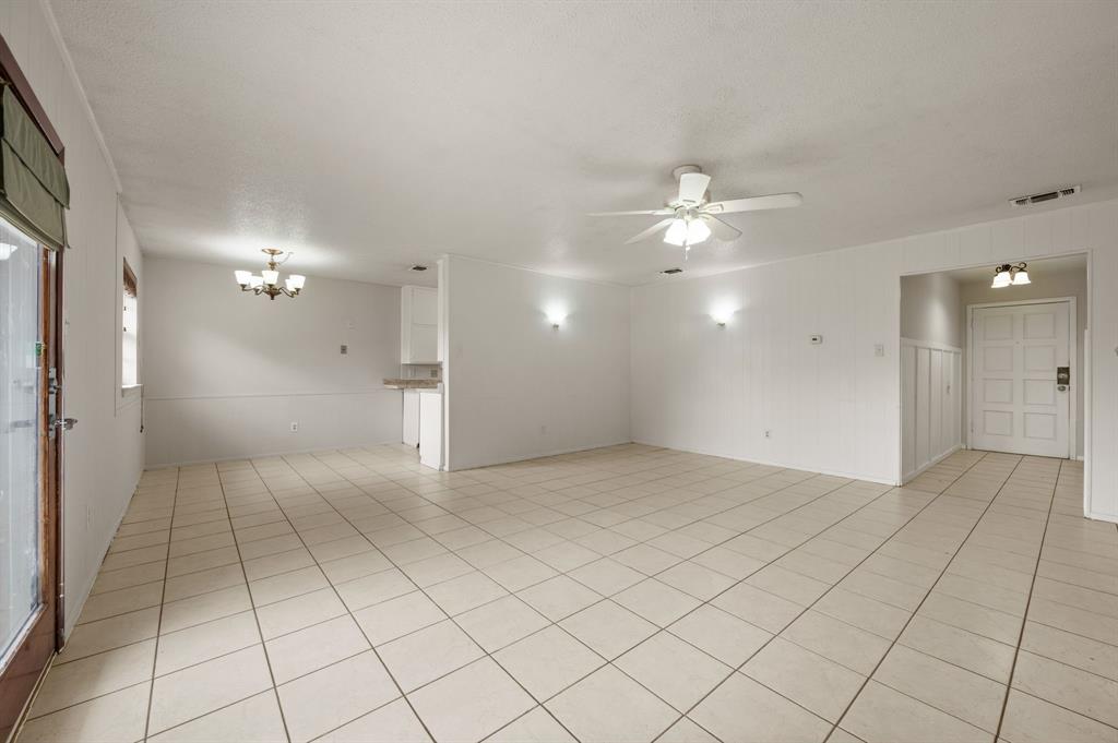 Bell Manor - Residential