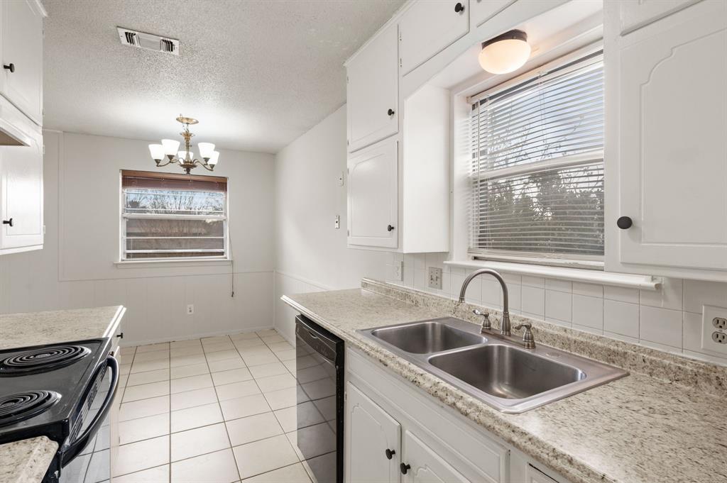 Bell Manor - Residential