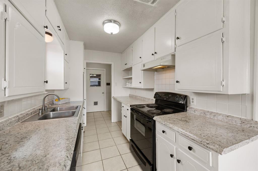 Bell Manor - Residential