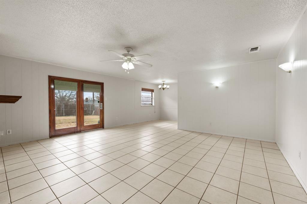 Bell Manor - Residential