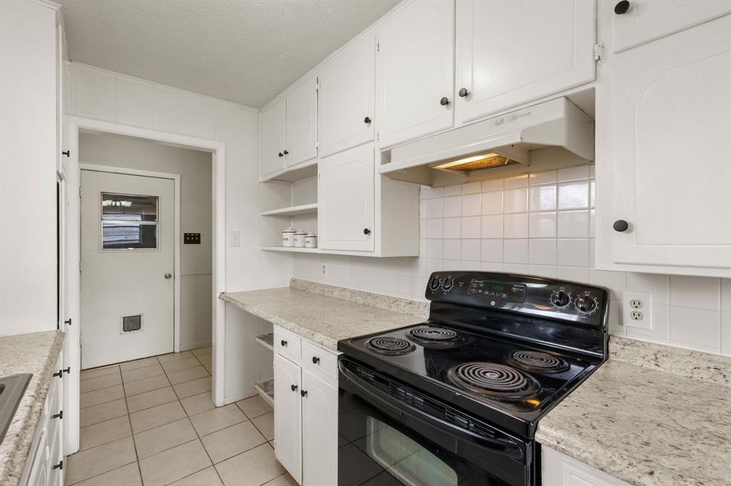 Bell Manor - Residential