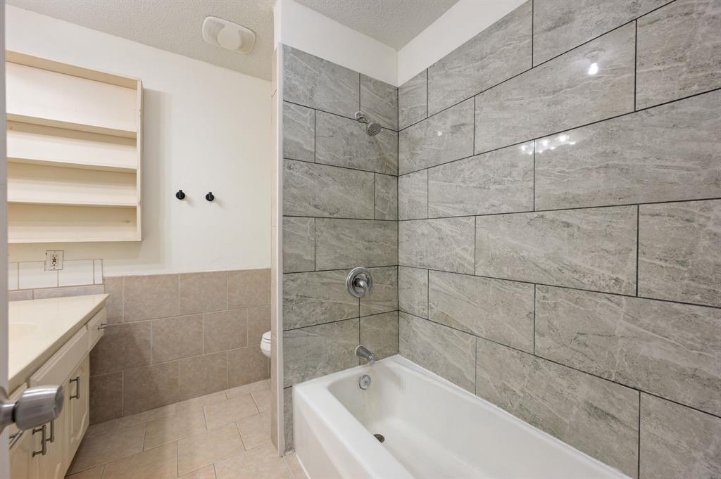 Bell Manor - Residential