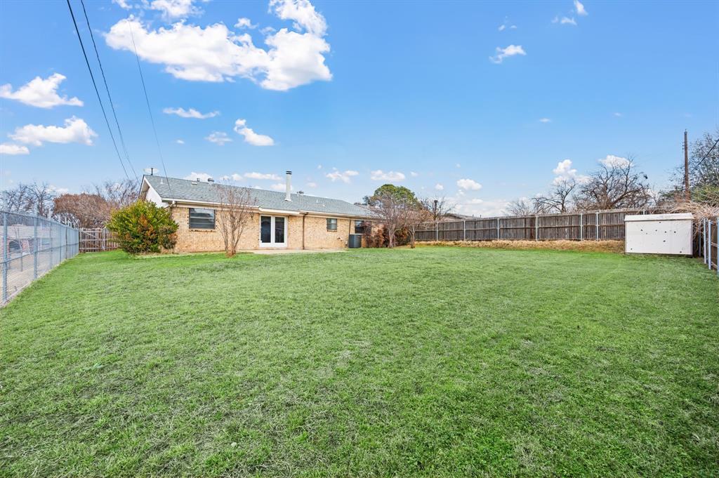 Bell Manor - Residential