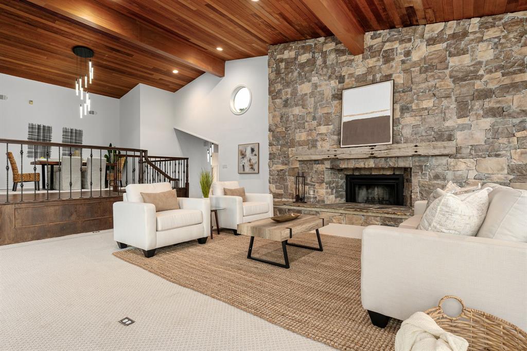 826 Skyline Drive