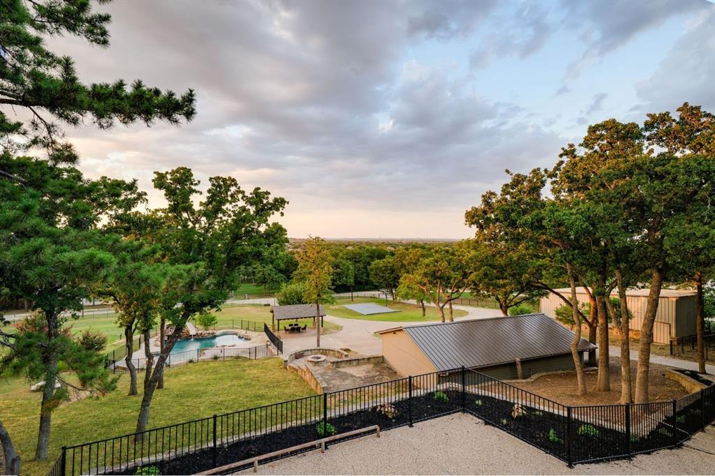826 Skyline Drive