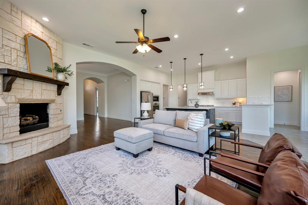 912 Champions Court