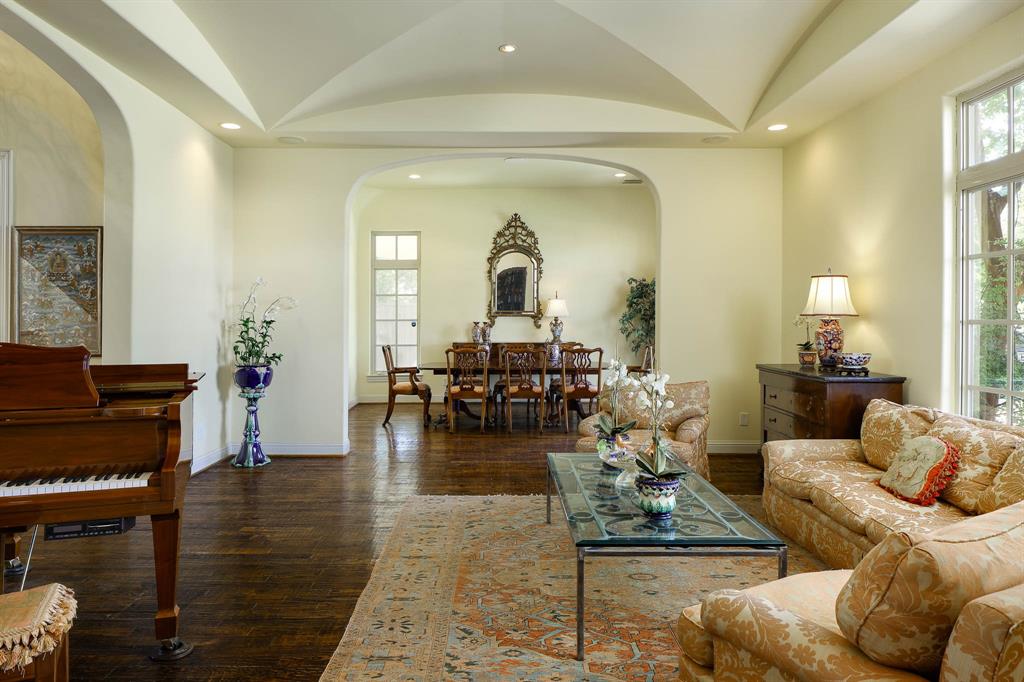 5908 Preston Haven Drive
