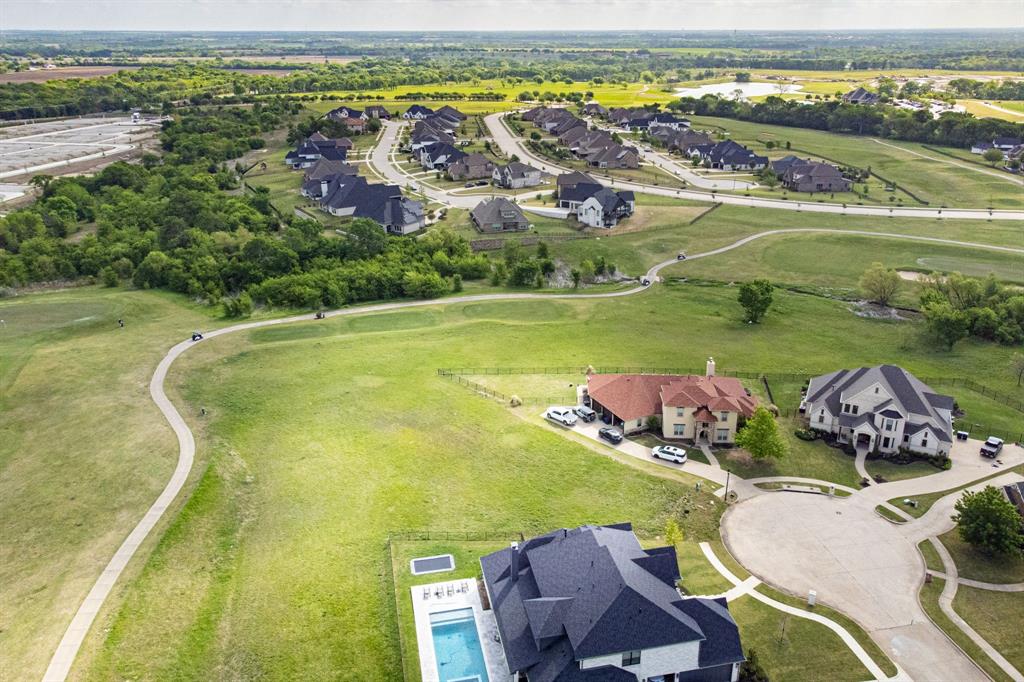 1201 Eagle Glen Pass