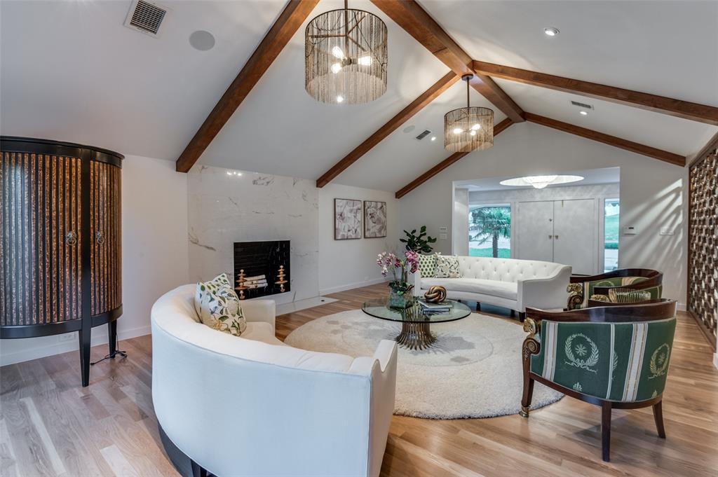 JANMAR CIRCLE NO 5 - Residential
