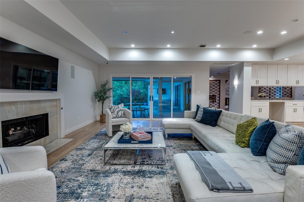 JANMAR CIRCLE NO 5 - Residential