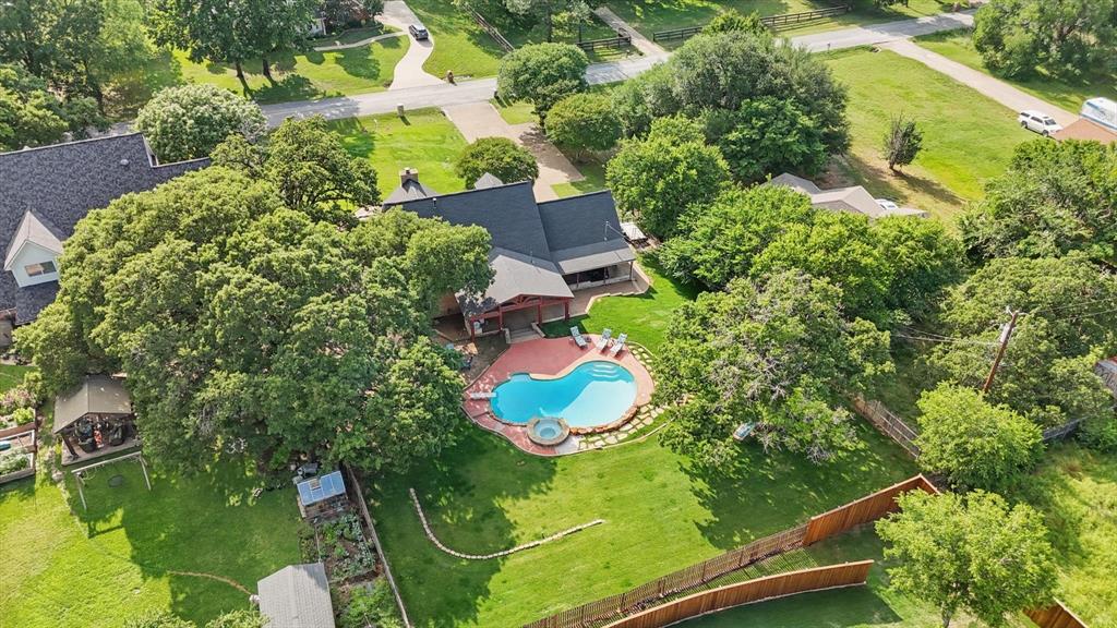 1457 Woodlawn Court