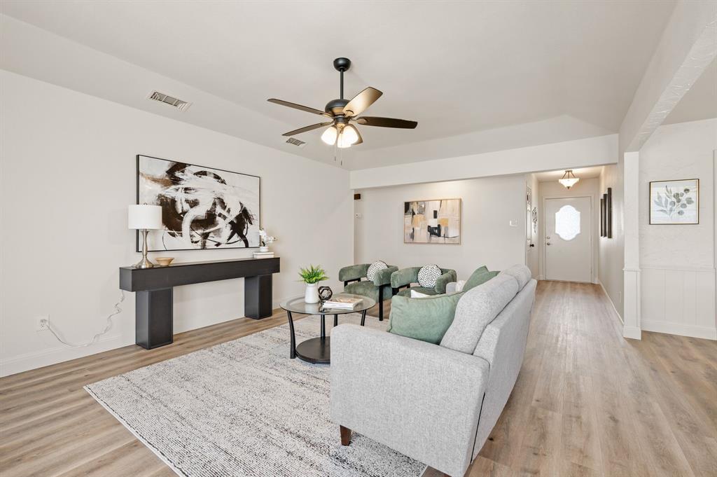 Bell Manor West - Residential