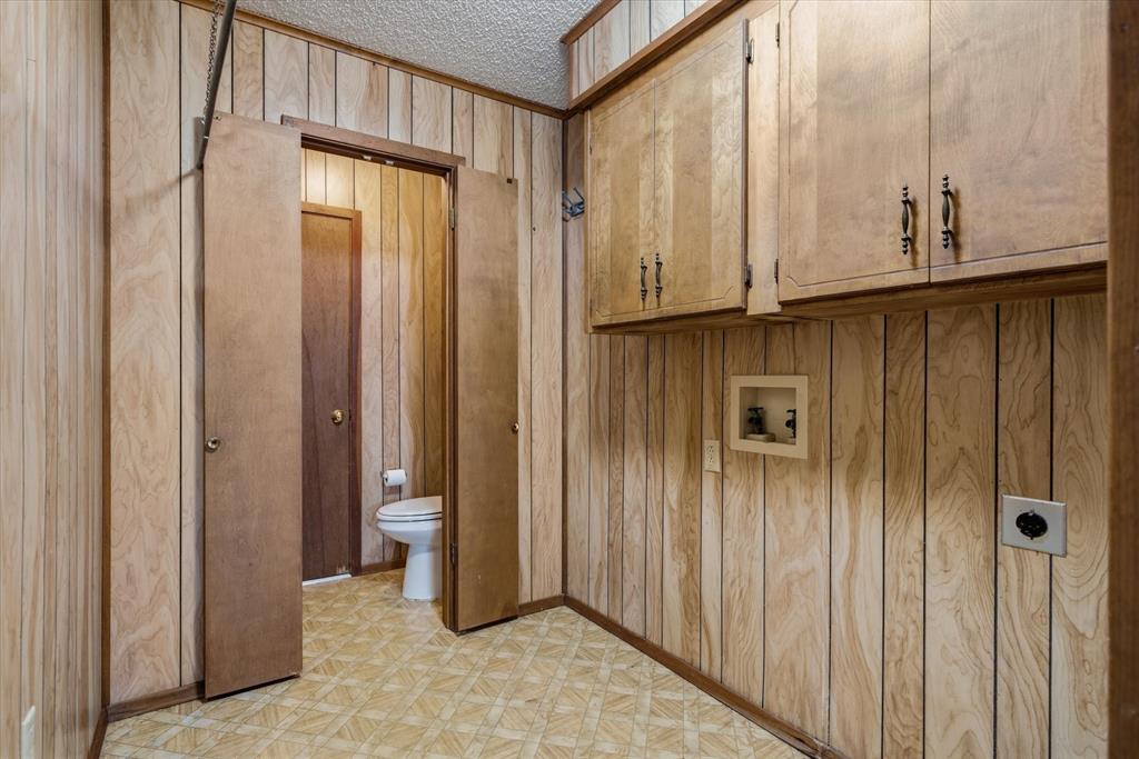 Straley Charles D - Residential