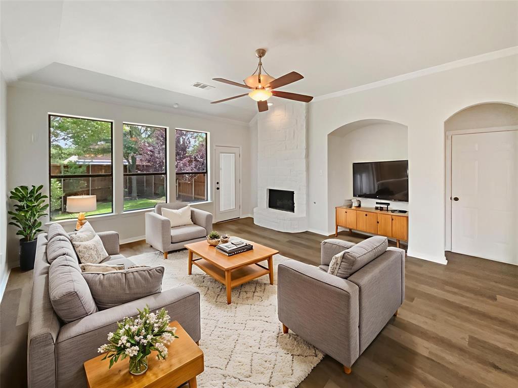 2140 Heather Glen Drive