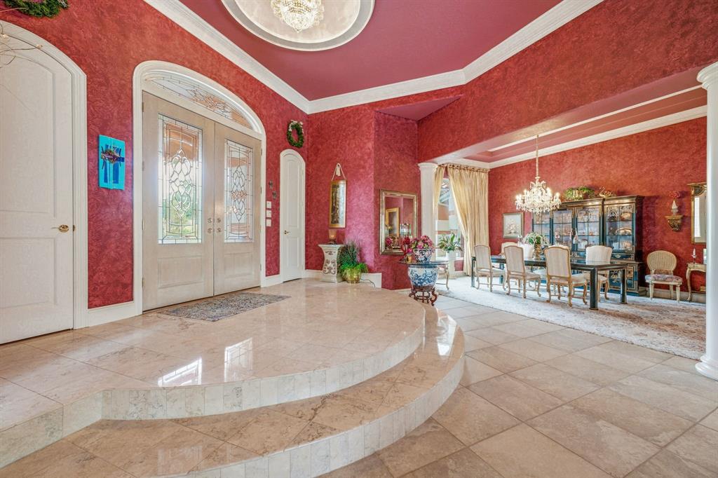2002 W Emerald Bend Court