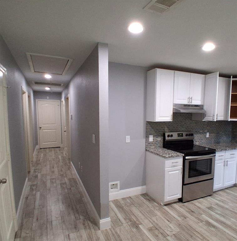 1102 Hemphill Street