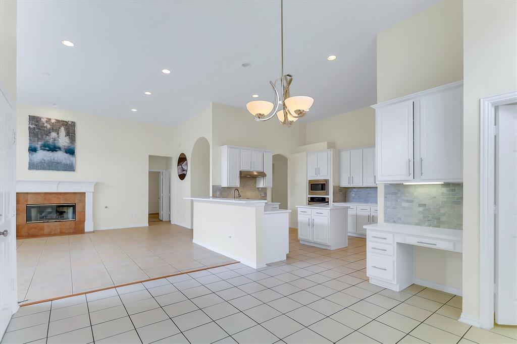 3616 Mackenzie Lane