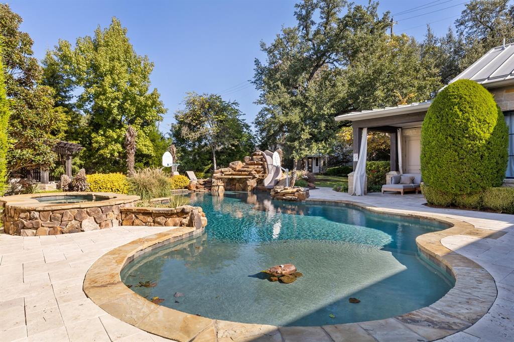 Preston Hollow - Residential