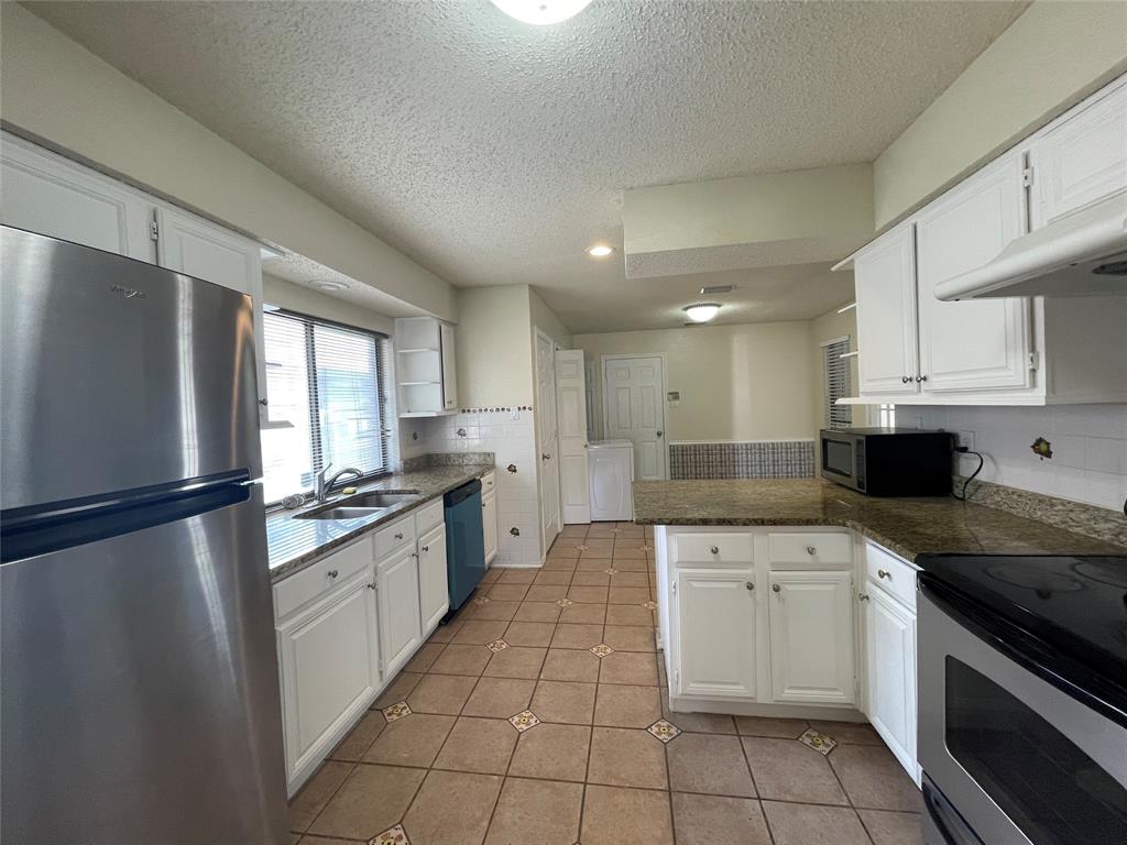 Camelot 17 - Residential Lease