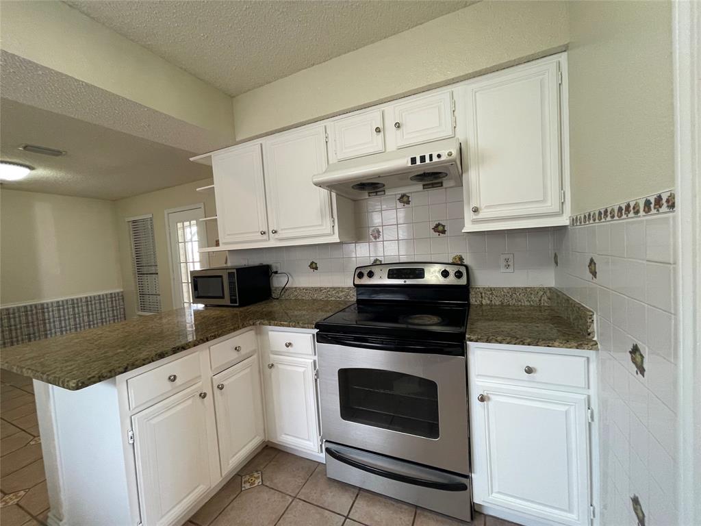 Camelot 17 - Residential Lease