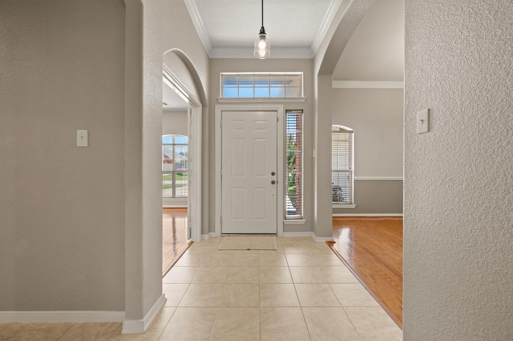 303 Village Trail
