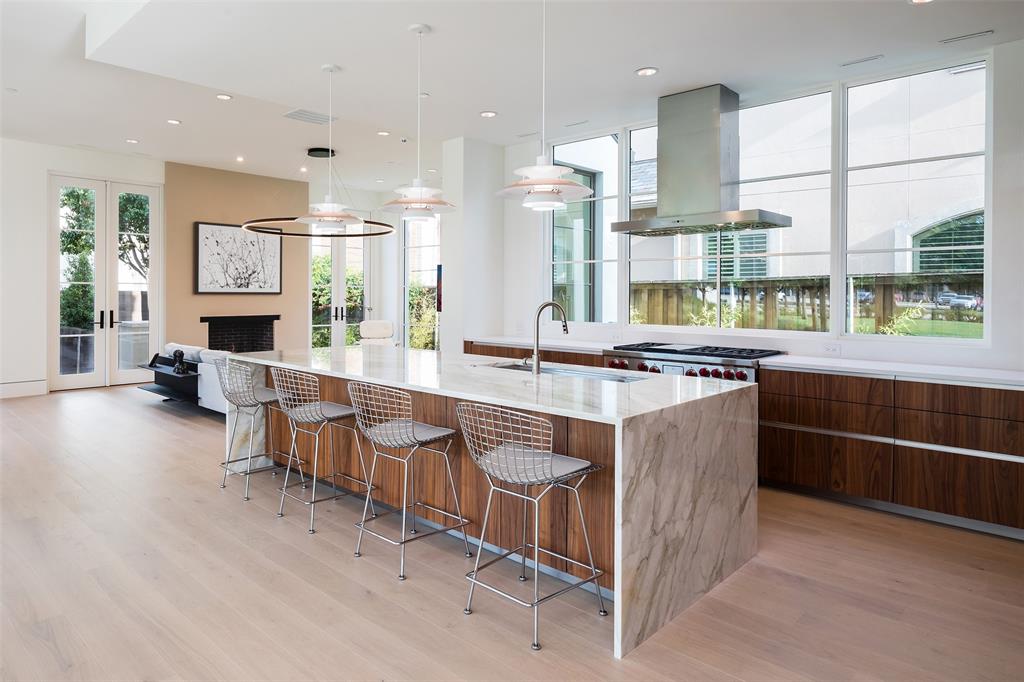 A G Mcadams - Residential Lease