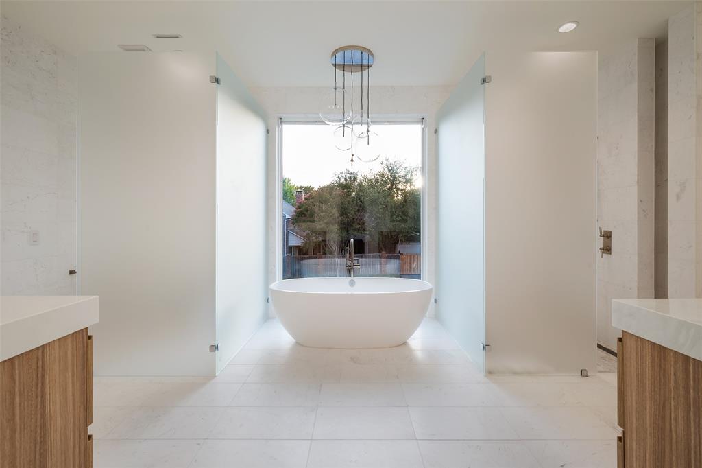 A G Mcadams - Residential Lease