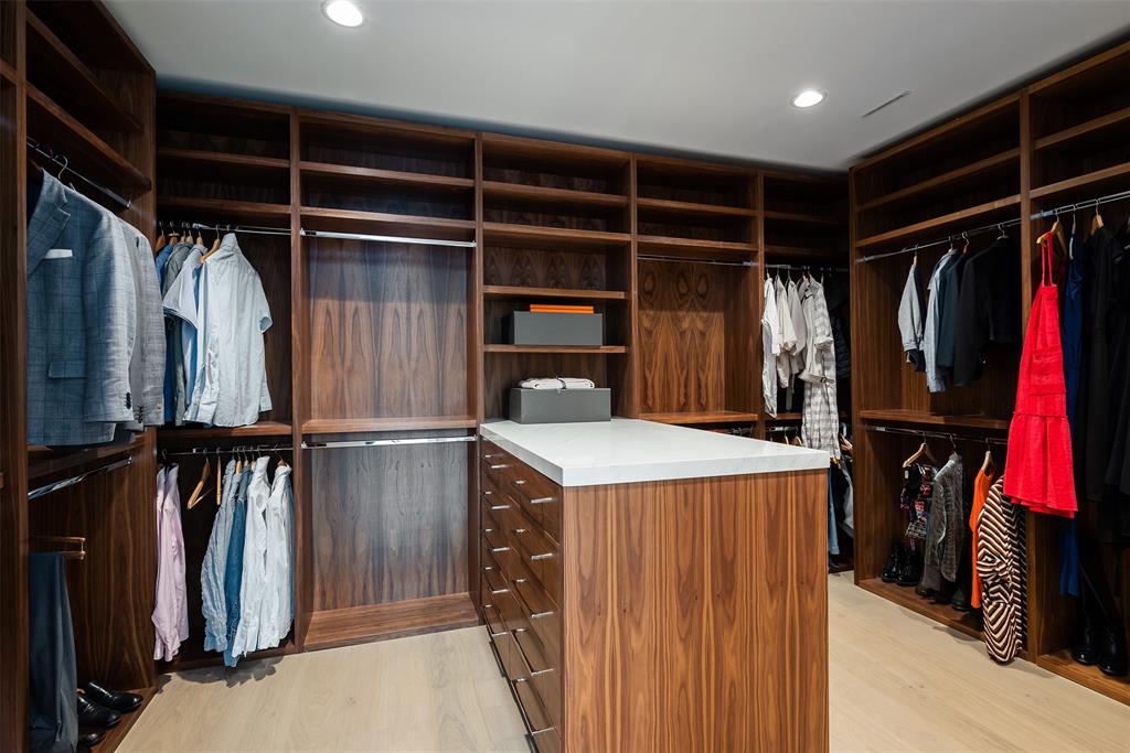 A G Mcadams - Residential Lease