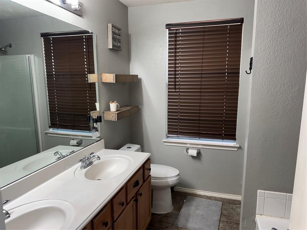 The Falls - Residential