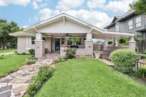 2704 Travis Avenue Fort Worth TX 76110
