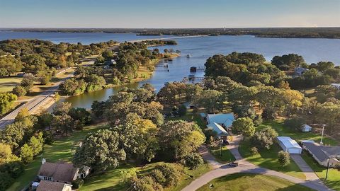 220 Rs County Road 3430 Emory TX 75440