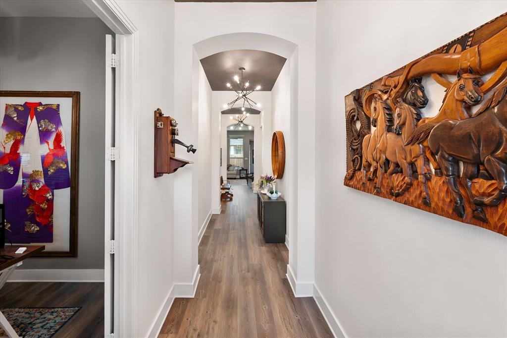 437 Lost Creek Trail