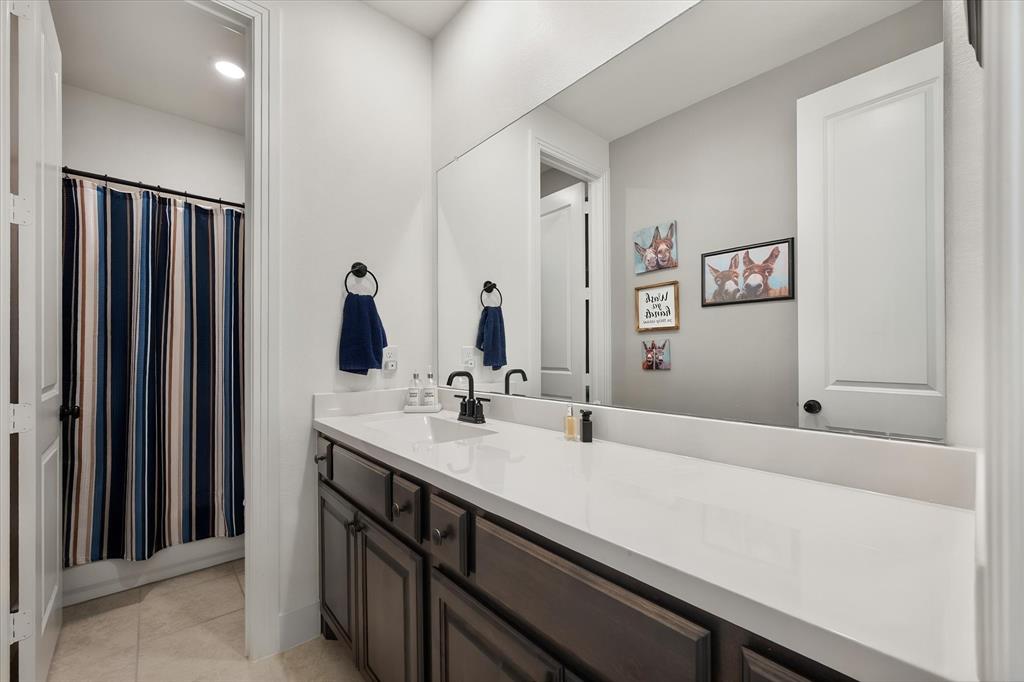 437 Lost Creek Trail