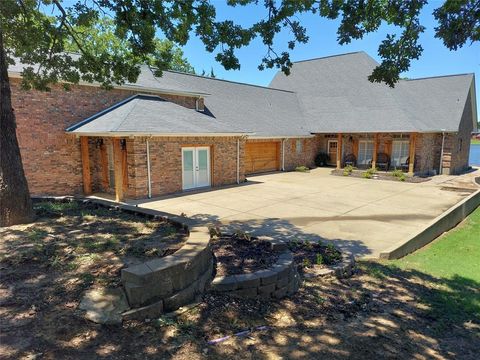 214 Kiowa Drive E Lake Kiowa TX 76240