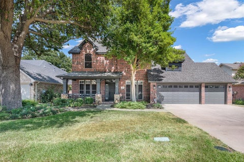 Photo of 2710 Cobblestone Drive, Grapevine, TX 76051 (MLS # 21362538)
