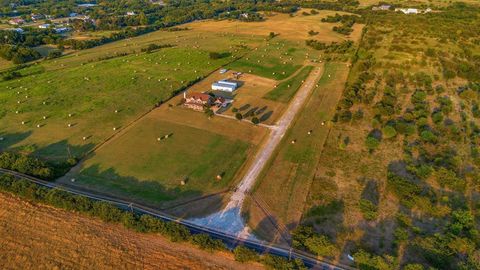 1810 Longbranch Road Waxahachie TX 76065