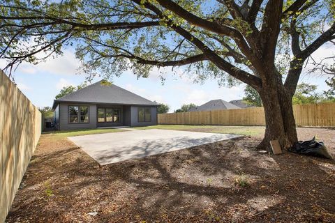 Tiny photo for 1213 E Butler Street, Fort Worth, TX 76115 (MLS # 21102064)